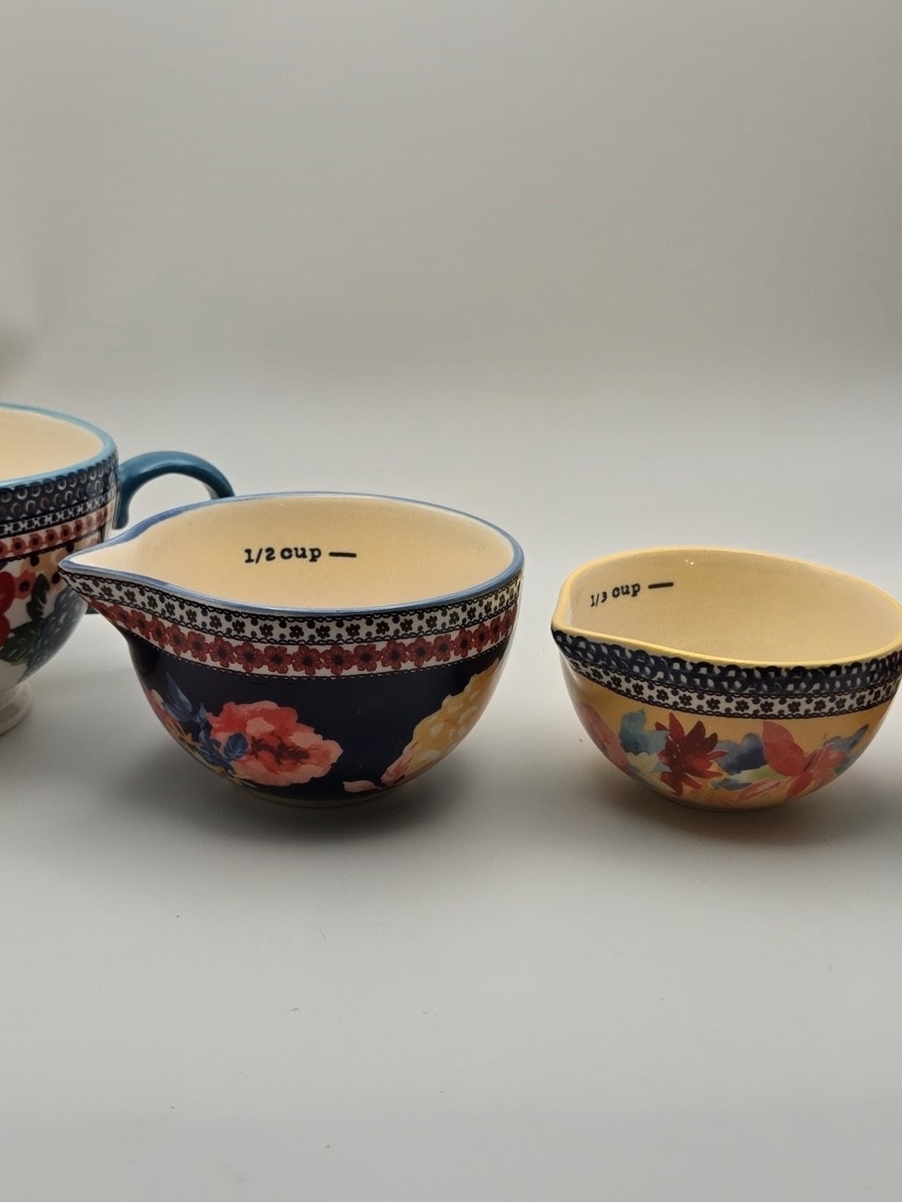 Pioneer Woman Dahila Ceramic Floral 4 Cups Measuring Bowls